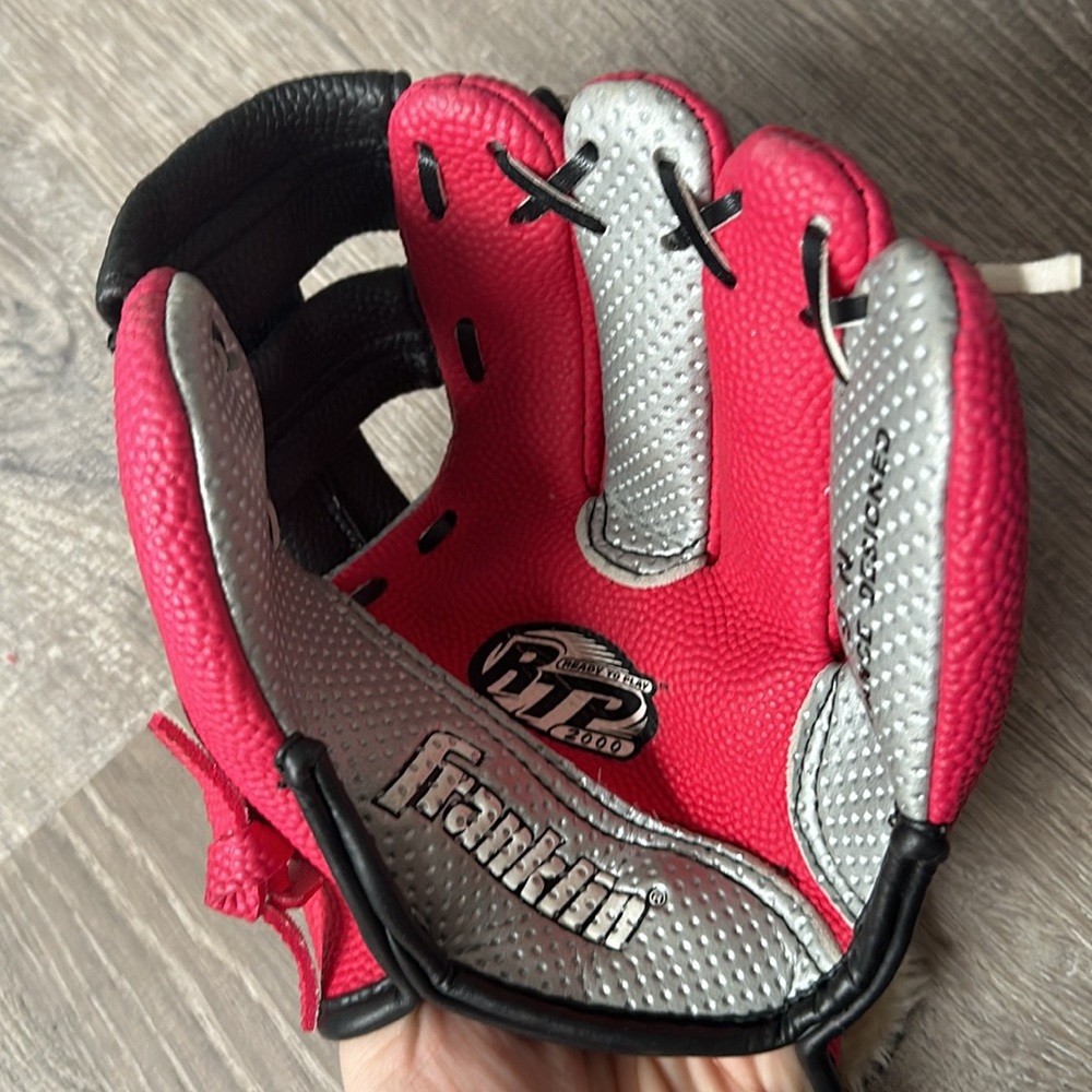 Franklin RTP Red, Black & Silver Kid’s Baseball Mitt
